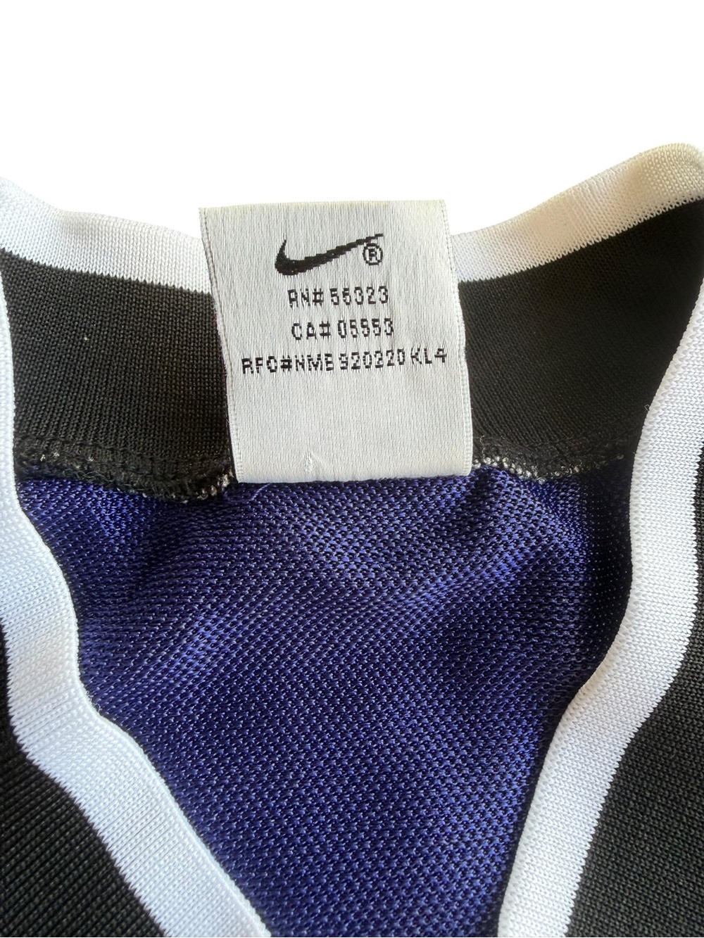 VTG ‘90s Nike Blue Striped Soccer Jersey V-Neck Size: S - Picture 5 of 11